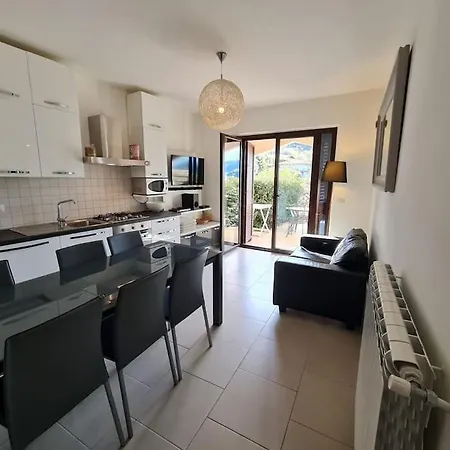 Ferienhaus Zambrone Beach Villas *